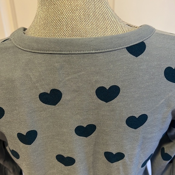 NWT Chaser Blue top with hearts - Picture 6 of 7